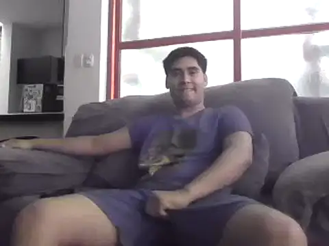 estudiante69 online show from 5, 12, 2024