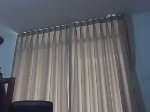 estudiante69 online show from 7, 12, 2024