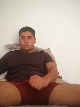 estudiante69 online show from 29, 12, 2024