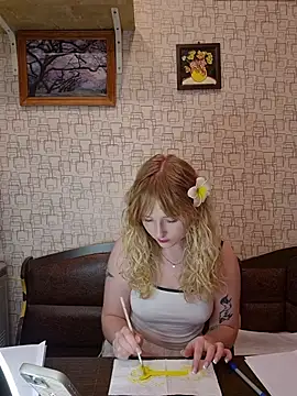 lola  banny online show from 22, 10, 2025