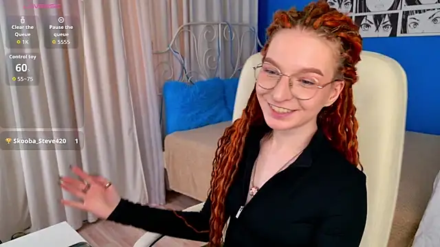 Snapshot of VioletShine chatting on 22, 4, 2026 VioletShine online show from 22, 4, 2026