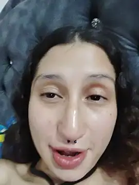 Snapshot of Queenjenn__ chatting on 7, 6, 2026 Queenjenn online show from 7, 6, 2026
