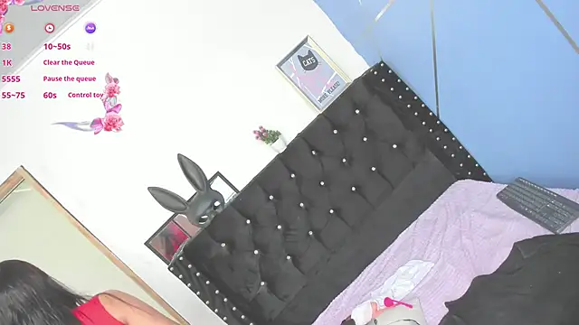 SarayMoorex  online show from 31, 1, 2025