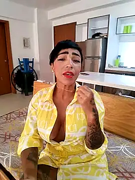 Snapshot of Alison_fitness chatting on 26, 2, 2025 Alison fitness online show from 26, 2, 2025