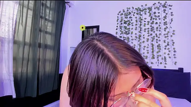 Noellesable online show from 7, 1, 2025