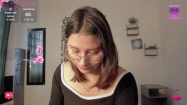 Noellesable online show from 8, 9, 2025