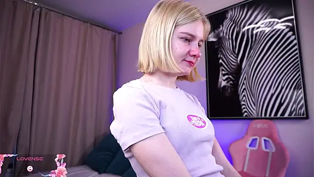 OdelinaFicken online show from 28, 10, 2025