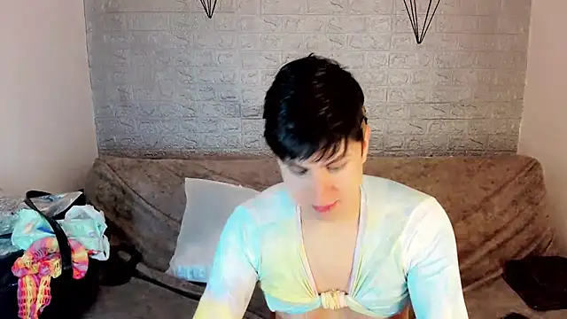 Snapshot of Oxana-Novikov chatting on 19, 5, 2026 Oxana-Novikov online show from 19, 5, 2026