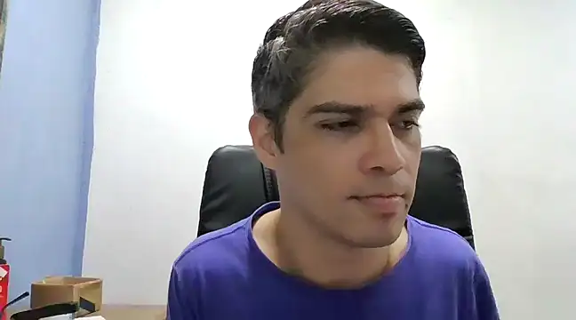 Snapshot of DiGabriel chatting on 19, 1, 2025 DiGabriel online show from 19, 1, 2025