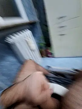 Snapshot of bonnic60 chatting on 4, 12, 2024 bonnic60 online show from 4, 12, 2024