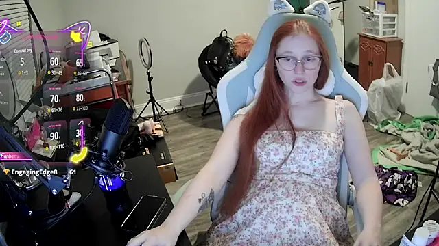 LilyFoxxx online show from 24, 9, 2025