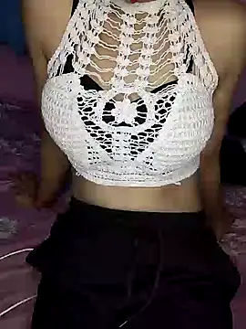 Snapshot of Aaliyalove1 chatting on 3, 2, 2025 Aaliyalove1 online show from 3, 2, 2025