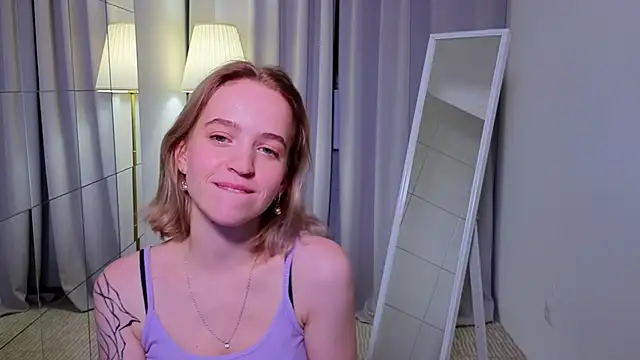 Snapshot of lolly_pie chatting on 3, 12, 2024 lolly pie online show from 3, 12, 2024