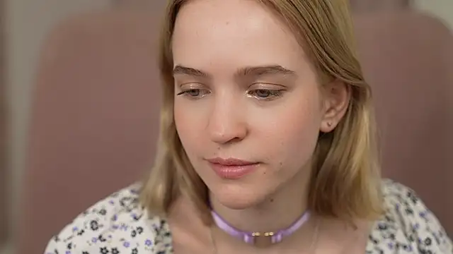 Snapshot of lolly_pie chatting on 11, 12, 2024 lolly pie online show from 11, 12, 2024