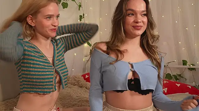 Snapshot of lolly_pie chatting on 23, 12, 2024 lolly pie online show from 23, 12, 2024