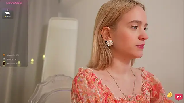 Snapshot of lolly_pie chatting on 24, 12, 2024 lolly pie online show from 24, 12, 2024