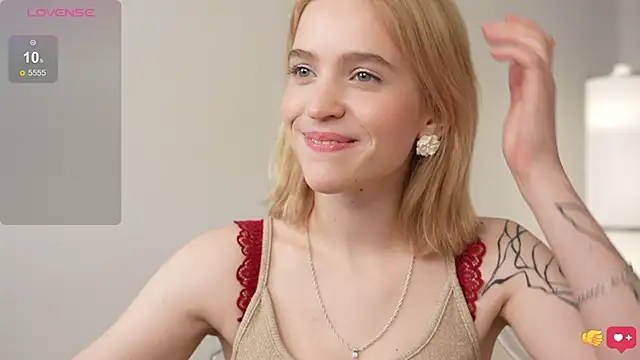 Snapshot of lolly_pie chatting on 25, 12, 2024 lolly pie online show from 25, 12, 2024