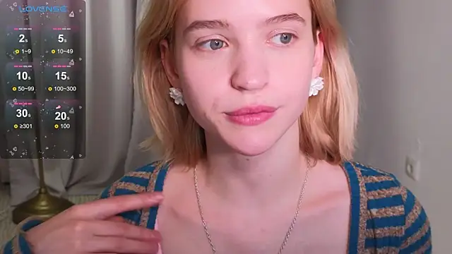 Snapshot of lolly_pie chatting on 26, 12, 2024 lolly pie online show from 26, 12, 2024