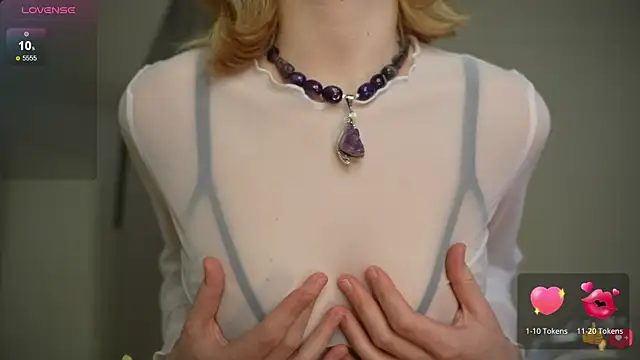 Snapshot of lolly_pie chatting on 6, 1, 2025 lolly pie online show from 6, 1, 2025