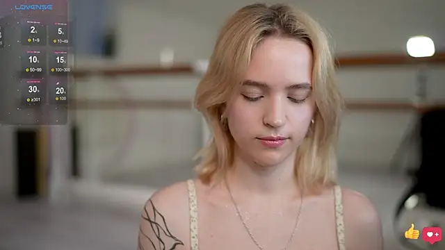 Snapshot of lolly_pie chatting on 27, 2, 2025 lolly pie online show from 27, 2, 2025