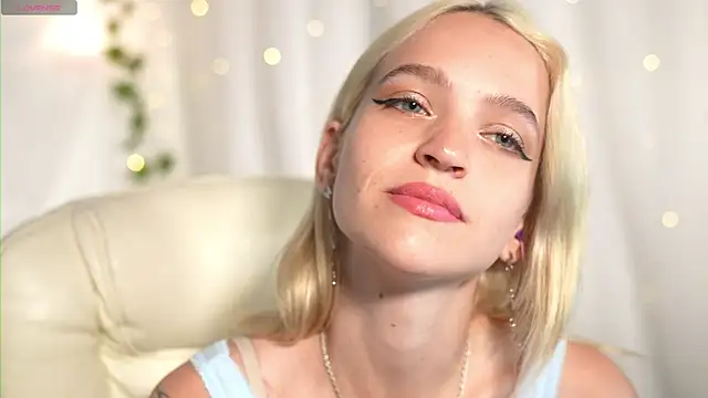 Snapshot of lolly_pie chatting on 30, 9, 2025 lolly pie online show from 30, 9, 2025