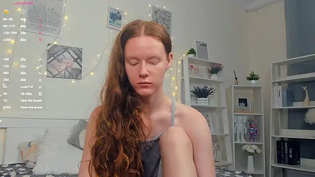 Snapshot of ZaraBluitt chatting on 16, 10, 2025 ZaraBluitt online show from 16, 10, 2025