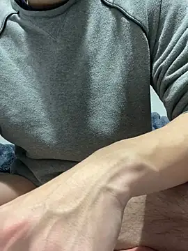 Snapshot of xxxxxrenxxxxx chatting on 4, 1, 2025 xxxxxrenxxxxx online show from 4, 1, 2025