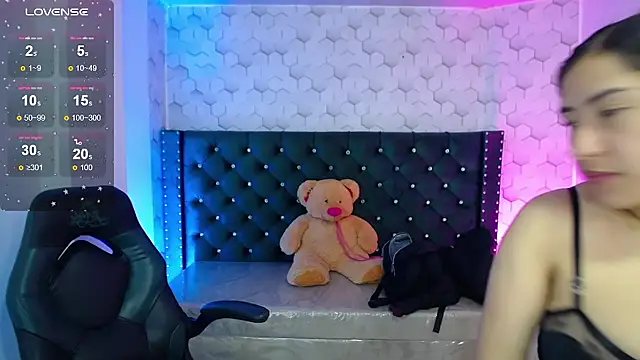 Sofi hot 4m online show from 21, 10, 2025