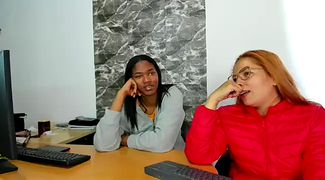 Snapshot of MISSANDRE4 chatting on 16, 1, 2025 MISSANDRE4 online show from 16, 1, 2025