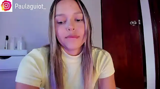 Snapshot of Cami_hunter_ chatting on 25, 2, 2025 Cami hunter online show from 25, 2, 2025