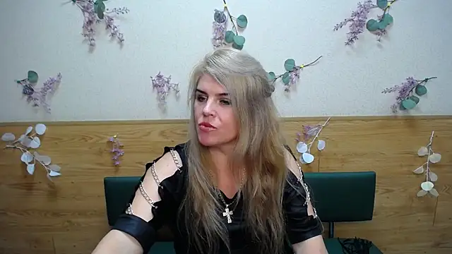 Julya Barbi online show from 17, 12, 2024