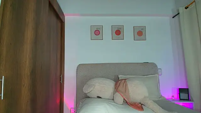 KarolPorttela online show from 21, 9, 2025