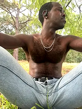 Melaneighted online show from 25, 10, 2025