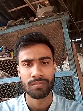 Skinny Bigass 23 online show from 2, 3, 2025