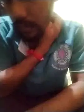 Snapshot of Muscular02 chatting on 6, 11, 2025 Muscular02 online show from 6, 11, 2025