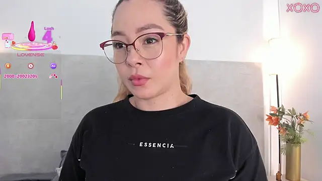 Saori newman online show from 13, 1, 2026