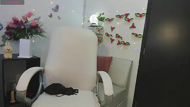 ariana crazzy online show from 9, 12, 2024