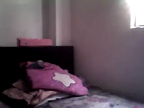 ariana crazzy online show from 1, 3, 2025