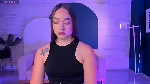 AlinaKravitz online show from 12, 2, 2026