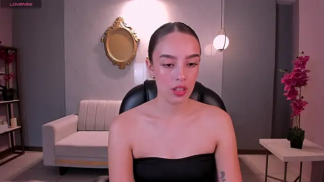 KaiaFerreira online show from 20, 2, 2025