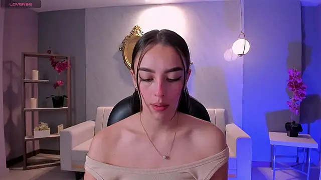 KaiaFerreira online show from 9, 3, 2025