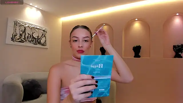 KaiaFerreira online show from 3, 11, 2025