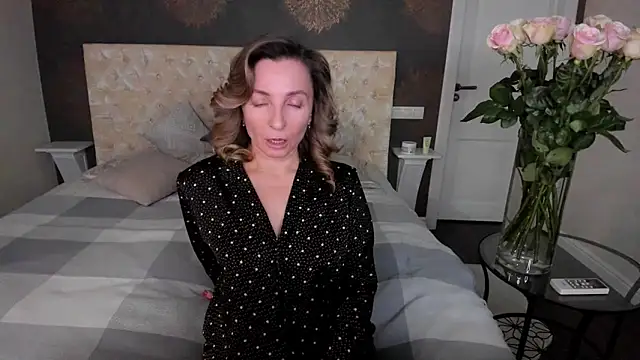 Snapshot of AllisonWilliams chatting on 28, 11, 2025 AllisonWilliams online show from 28, 11, 2025