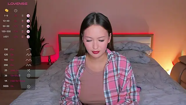 skinny sissss online show from 15, 9, 2025