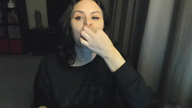 MollyCheiz online show from 18, 9, 2025