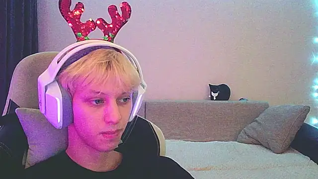 Ostin meow online show from 18, 12, 2024
