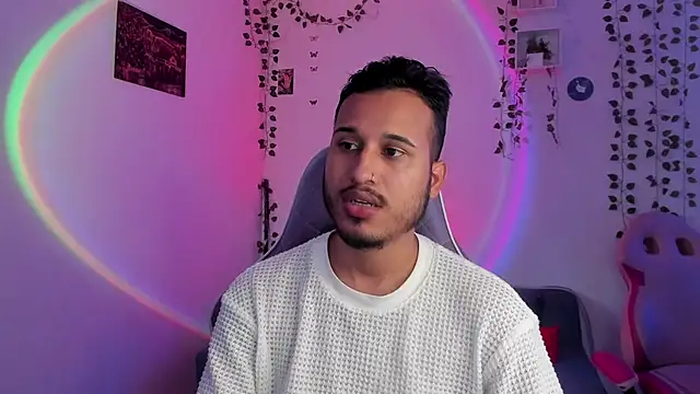 Raf brunette online show from 2, 12, 2024