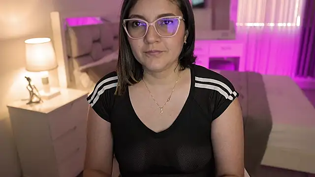 Snapshot of Camilaa_bueno chatting on 25, 12, 2024 Camilaa bueno online show from 25, 12, 2024