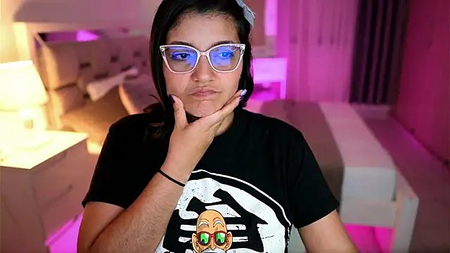 Snapshot of Camilaa_bueno chatting on 16, 3, 2025 Camilaa bueno online show from 16, 3, 2025