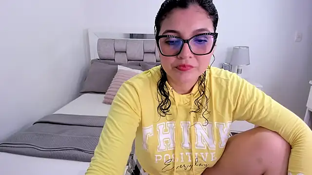 Camilaa bueno online show from 23, 5, 2026